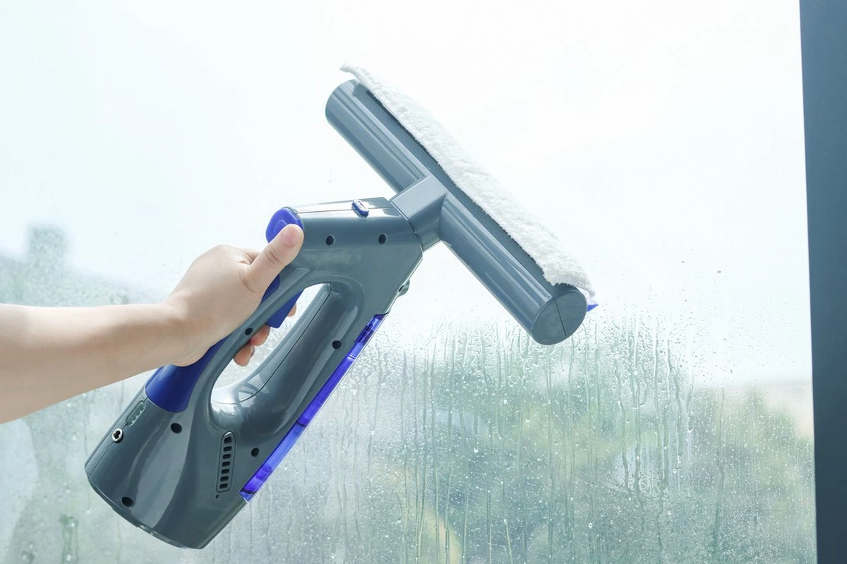 Swiss Pro+ Ruitenreiniger 3 In 1 WV 2 Blue Edition Window Vac - Ca. 120 M² - Waterzuiger - Incl. Smalle Zuigmond - Oplaadbaar - Raamwisser - Streeploos - Clicksystem - 2 Microvezeldoekjes - Met Sprayfunctie - Low Noise - Hepafilter - Afbeelding 3