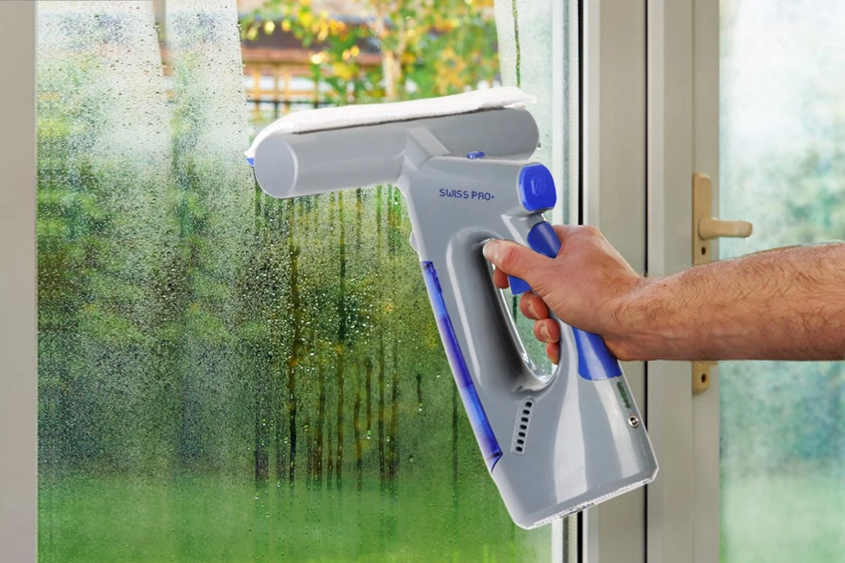Swiss Pro+ Ruitenreiniger 3 In 1 WV 2 Blue Edition Window Vac - Ca. 120 M² - Waterzuiger - Incl. Smalle Zuigmond - Oplaadbaar - Raamwisser - Streeploos - Clicksystem - 2 Microvezeldoekjes - Met Sprayfunctie - Low Noise - Hepafilter - Afbeelding 4